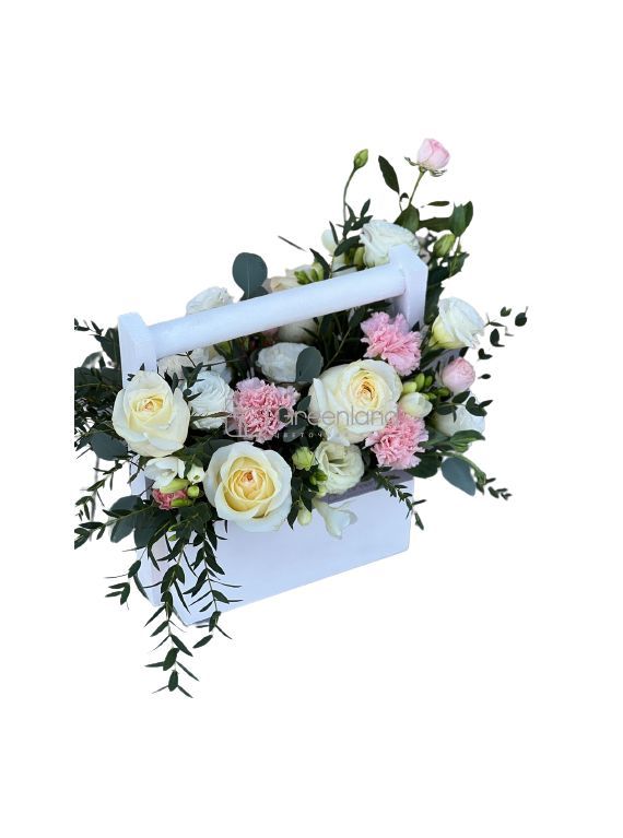 № 3341 Композиция в деревянном ящике микс